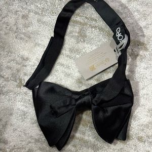 Brand new Tom Ford tie